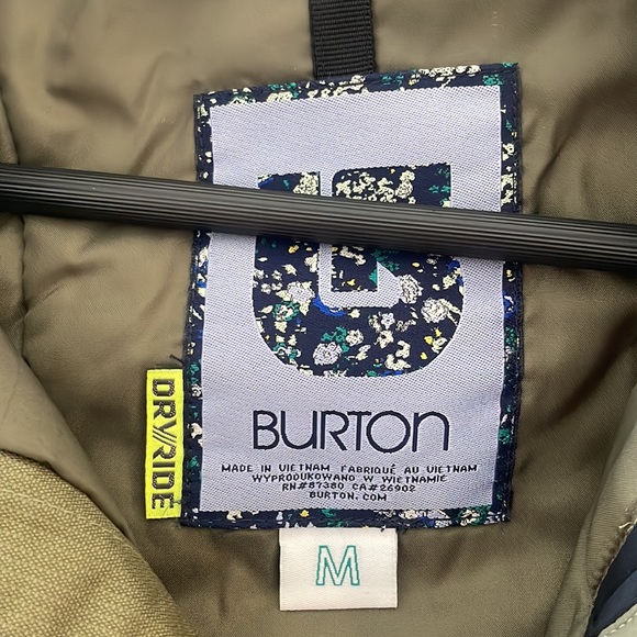 Burton Scarlet Womens Size Medium Ski Snowboard Jacket Olive Green - Picture 9 of 11